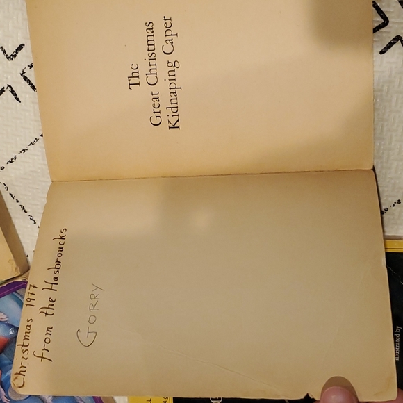 For Sale! Several mouse-y vintage titles, see description! - Picture 7 of 7